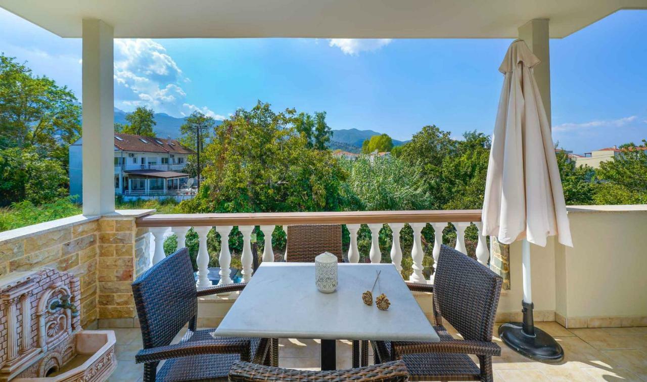 Villa Angel Liménas Eksteriør bilde
